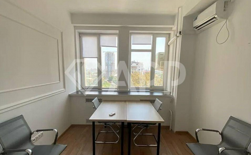 Продаю офисное помещение в центре, 260 м² фото