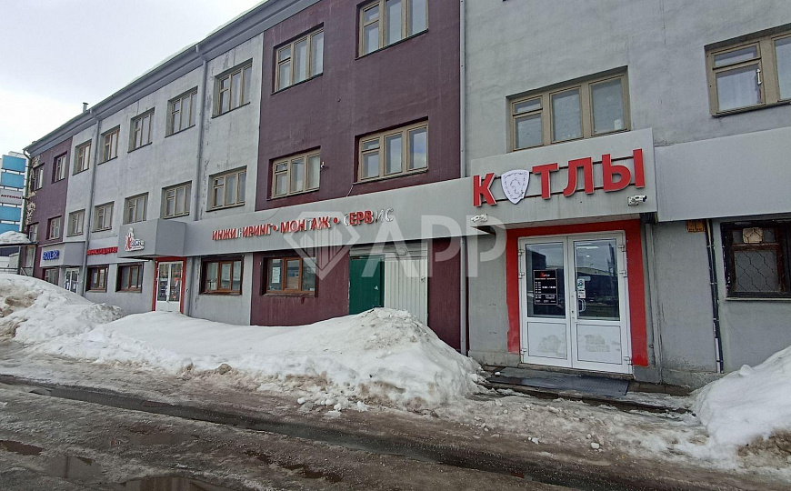 Сдам торговую площадь на 1 линии, 90 м² фото