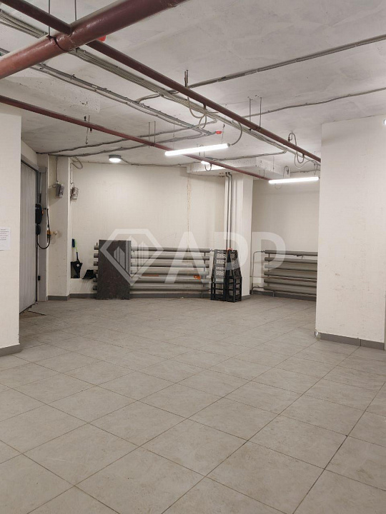 Сдам офисное помещение, 750 м² фото