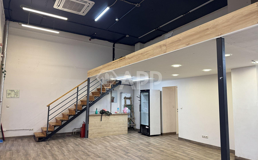 Продам торговое помещение, 63,7 м² фото