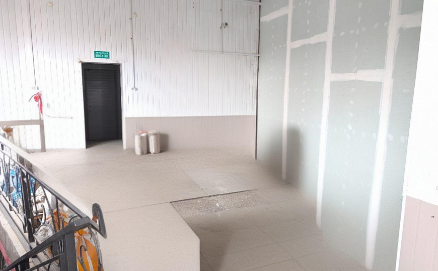 СДАМ ПОМЕЩЕНИЕ 35 М² ПОД АПТЕКУ / ПВЗ / КИНЕЛЬ / УДОБНЫЙ ПОДЪЕЗД / ВИДНО С ДОРОГИ фото