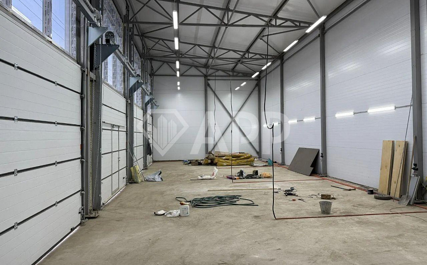 Сдаю под автосервис склад , 300 м² фото