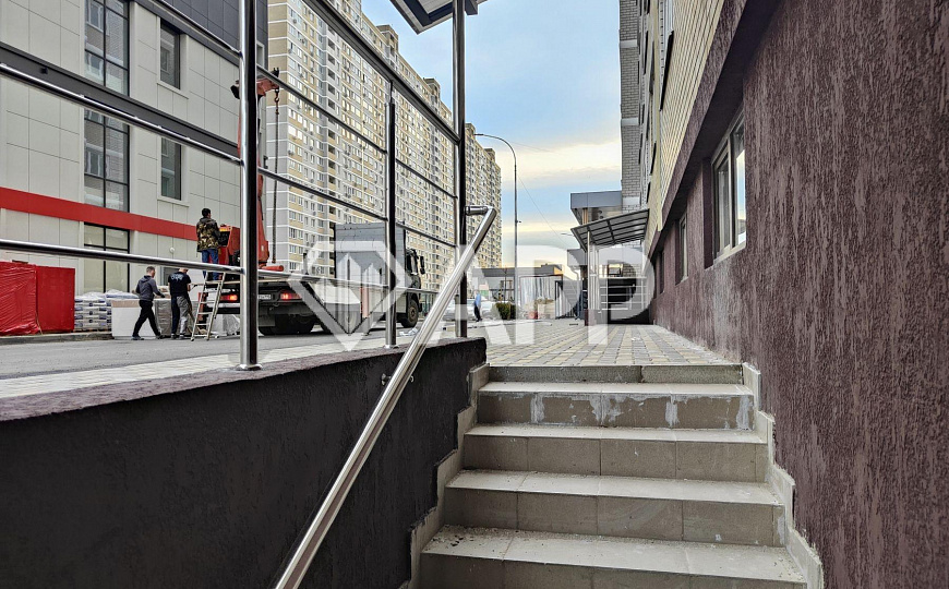 Продаю торговое помещение, 57,3 м² фото