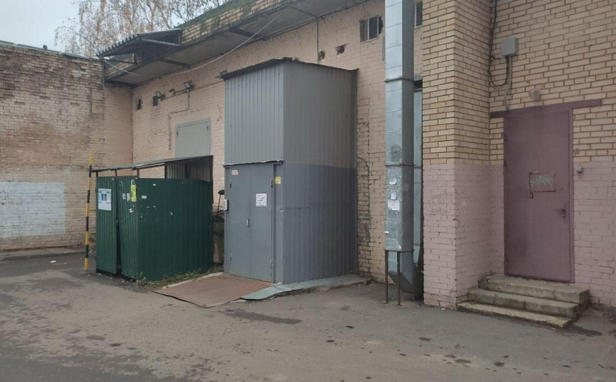Сдам торговое помещение 300 м² в цоколе. Балашиха, ул. Спортивная фото