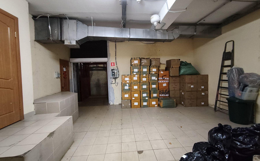 Сдам торговое помещение 300 м² в цоколе. Балашиха, ул. Спортивная фото