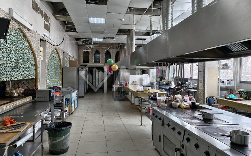 Сдам торговый центр, 500 м² фото