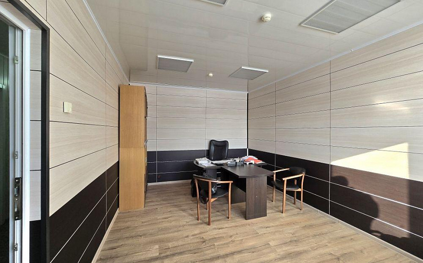 Автозаправочная станция с железнодорожной веткой, 5000 кв.м фото