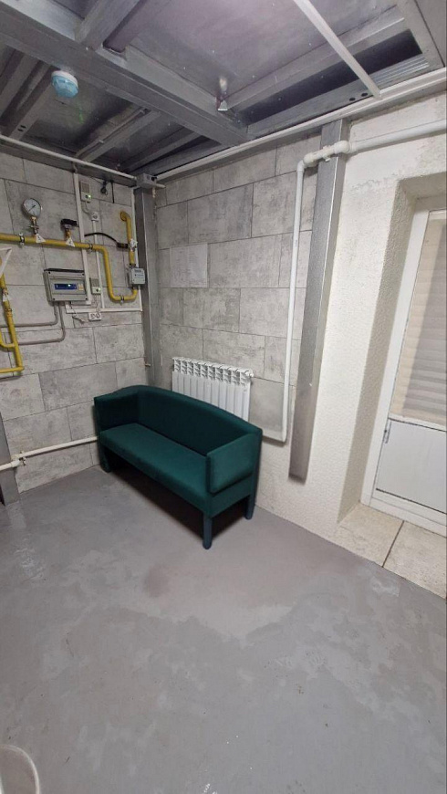 Помещение с антресолью и вторым светом 95 м² в центре Самары фото