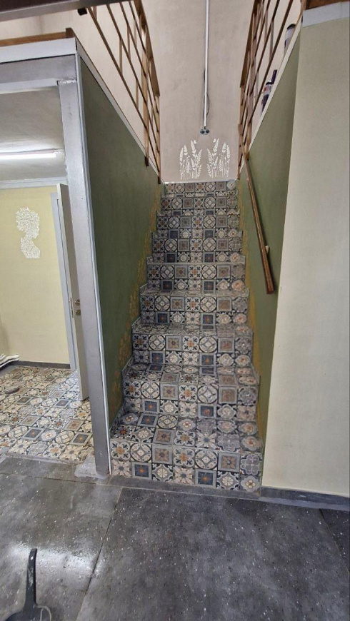 Помещение с антресолью и вторым светом 95 м² в центре Самары фото