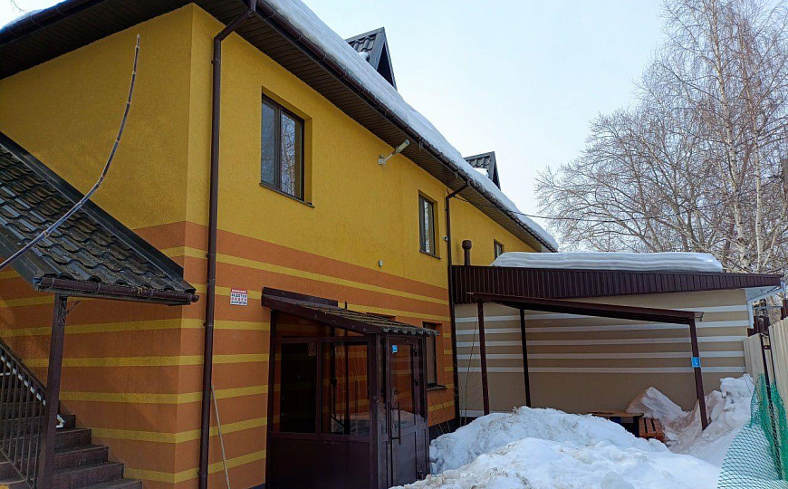 Отдельно стоящее здание 224 м² фото