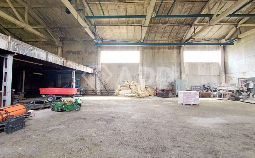 Производственная база с железнодорожным тупиком, 1500 м² фото