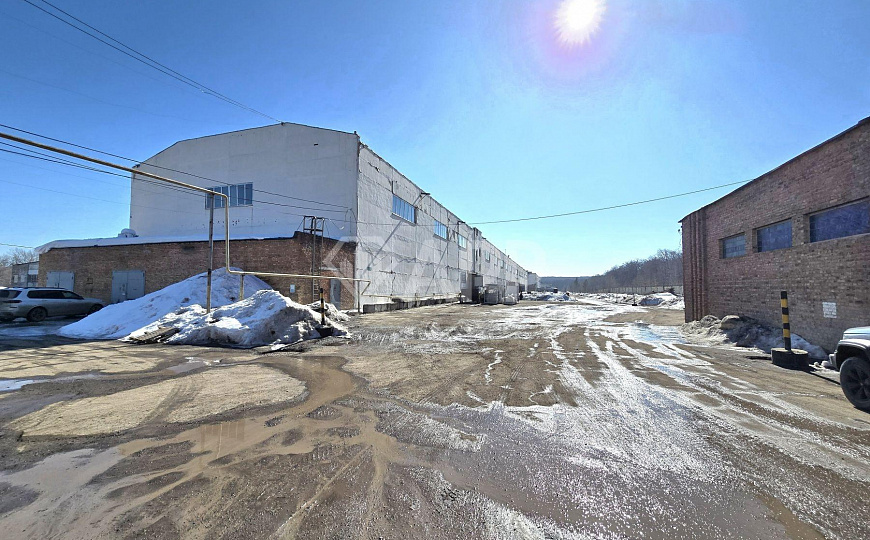 Производственная база с железнодорожным тупиком, 1500 м² фото