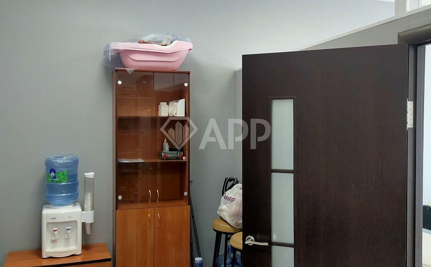 Сдам офисное помещение, 56 м² фото