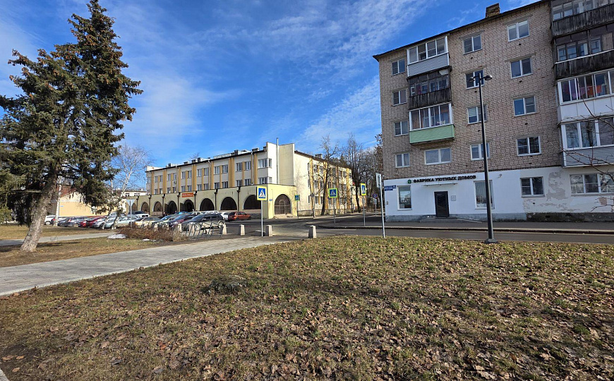 Сдам торгово-офисное помещение, 74,1 м² фото