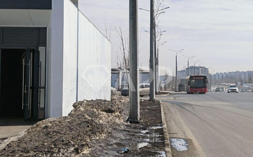 16 м², парковка, остановка фото