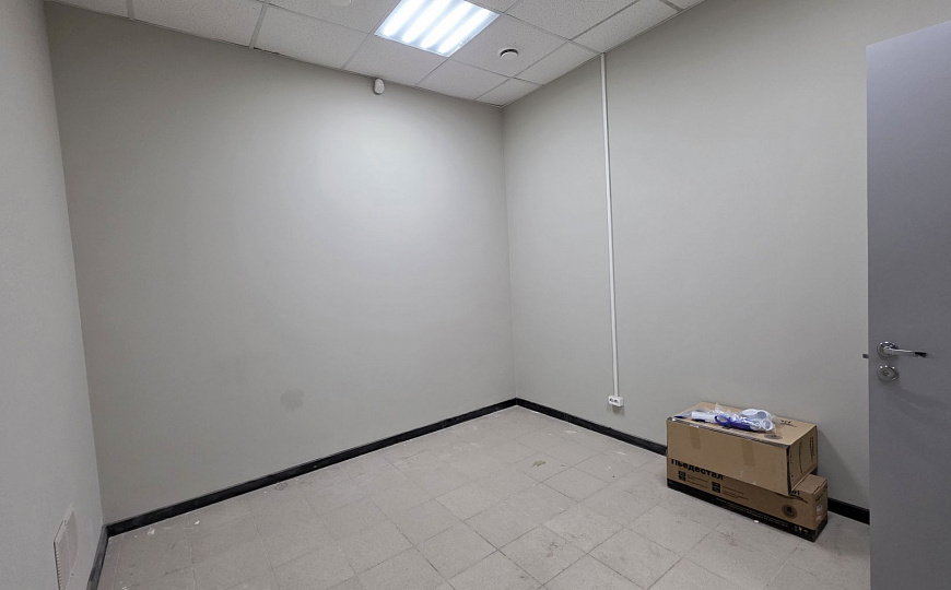 Сдам торговые помещения от 95,7 м² фото