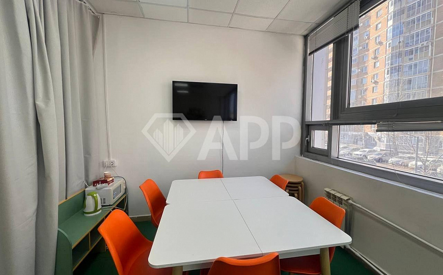 Светлое помещение 106 м² под йогу, праздники, детский клуб фото