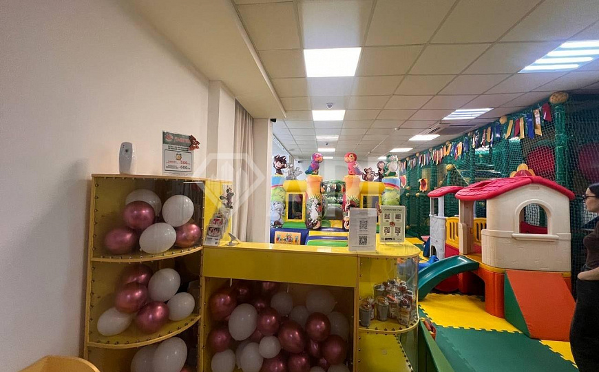 Светлое помещение 106 м² под йогу, праздники, детский клуб фото