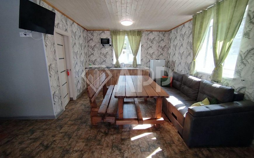 Гостевые дома 800 м2 на собственном земельном участке фото