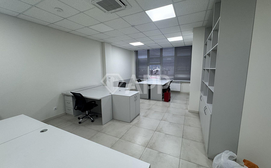 Сдам офисное помещение, 46 м² фото