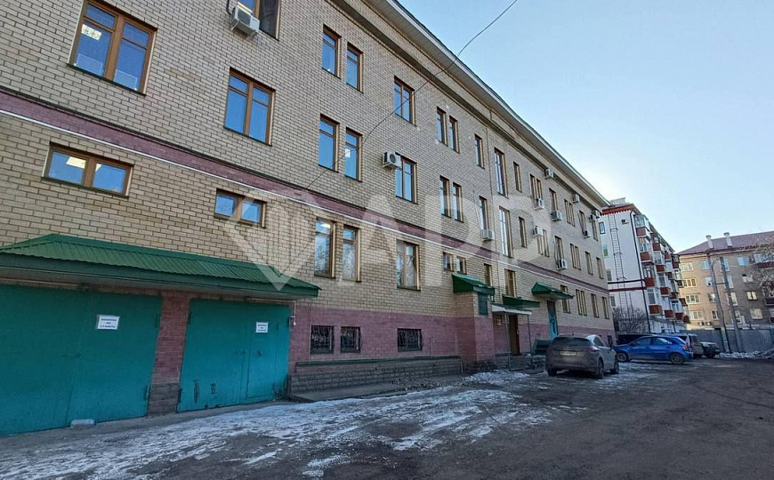 Здание 1958м²  фото