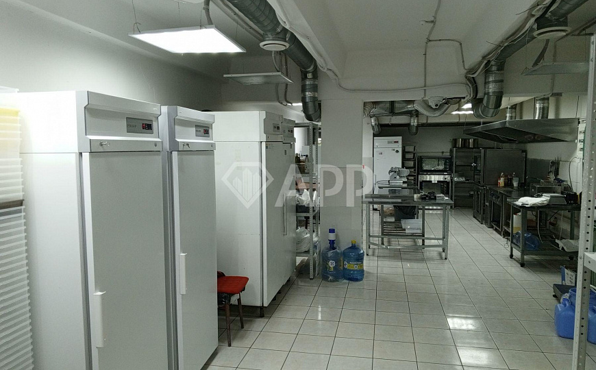 Сдаётся помещение в подвале под даркстор , производство, склад фото