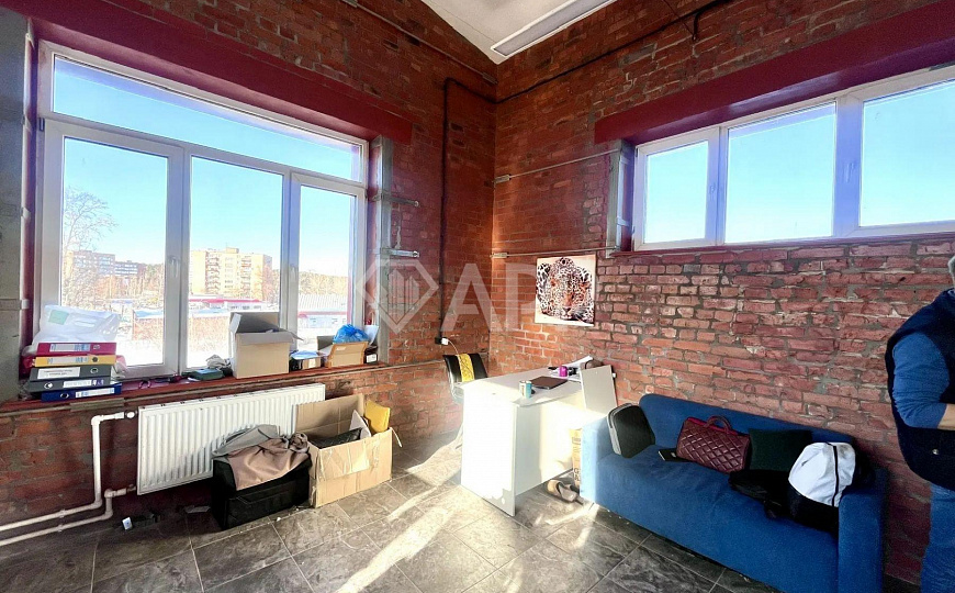 Офис в стиле лофт на ул. Орджоникидзе фото