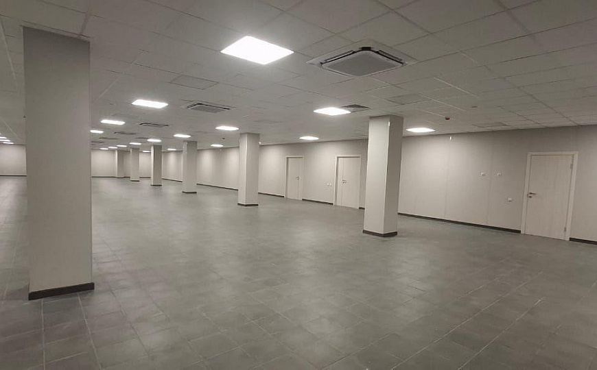 Склад класса А от 6000 м². Высота 13 м, нагрузка 8 т/м², 98 доков. фото