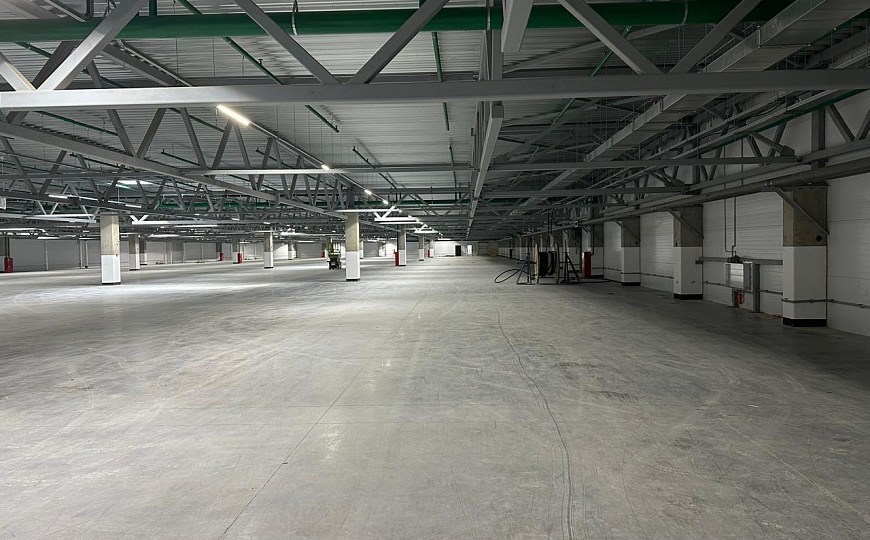 Склад класса А от 6000 м². Высота 13 м, нагрузка 8 т/м², 98 доков. фото