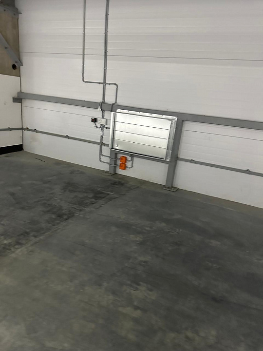 Склад класса А от 6000 м². Высота 13 м, нагрузка 8 т/м², 98 доков. фото