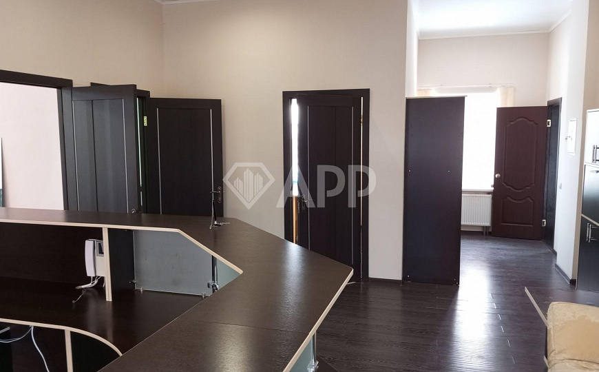 Сдам отдельно стоящее здание, 260 м² фото