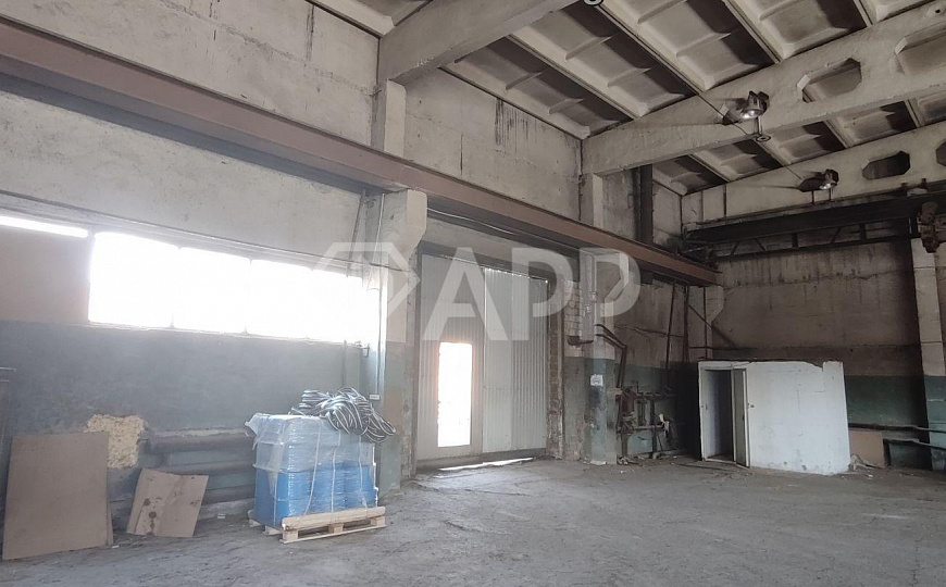 Сдам производственное помещение, 973 м² фото