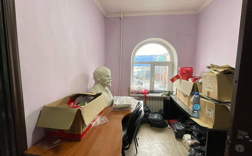 Сдаётся офис 35м2 в отдельном здании фото