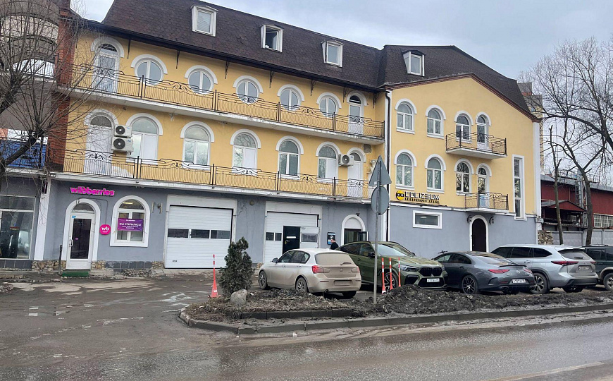 Сдаётся офис 35м2 в отдельном здании фото