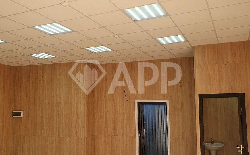 Сдаю 1 этаж 1 линия с ремонтом  60 м² фото