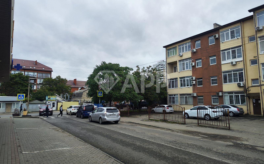 Сдаю 1 этаж 1 линия с ремонтом  60 м² фото