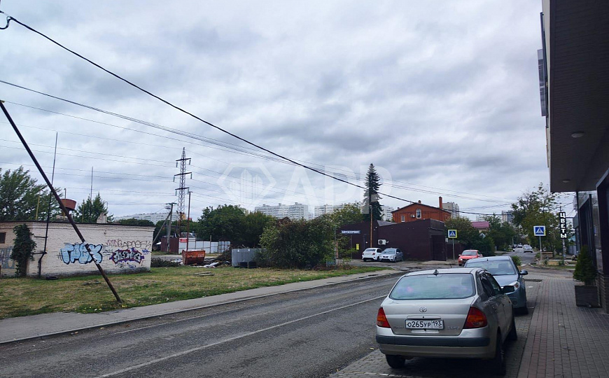 Сдаю 1 этаж 1 линия с ремонтом  60 м² фото