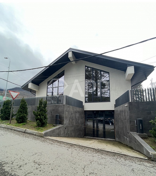 Сдается на Красной поляне 300 м² фото