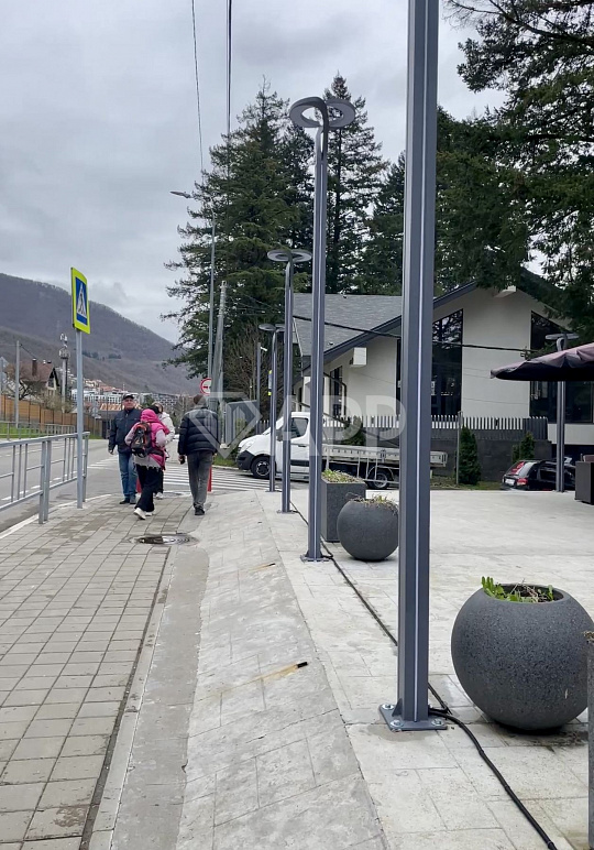 Сдам на Красной поляне здание 713 м² фото