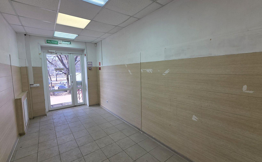 Сдам торговое помещение, 72 м² фото