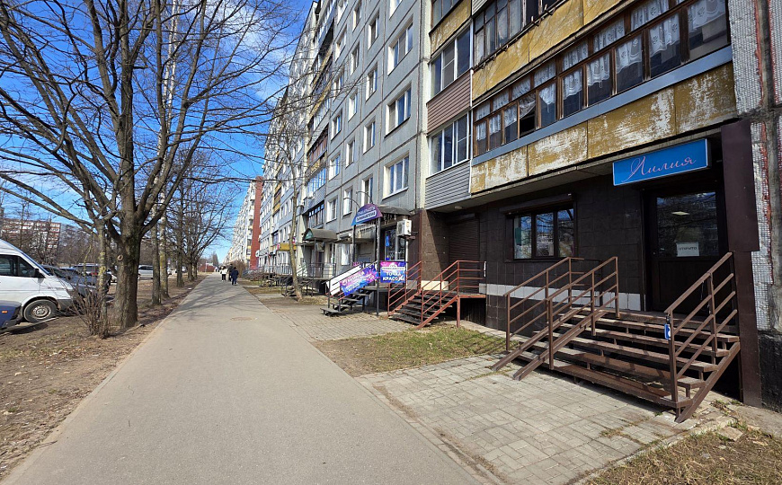 Сдам торговое помещение, 72 м² фото