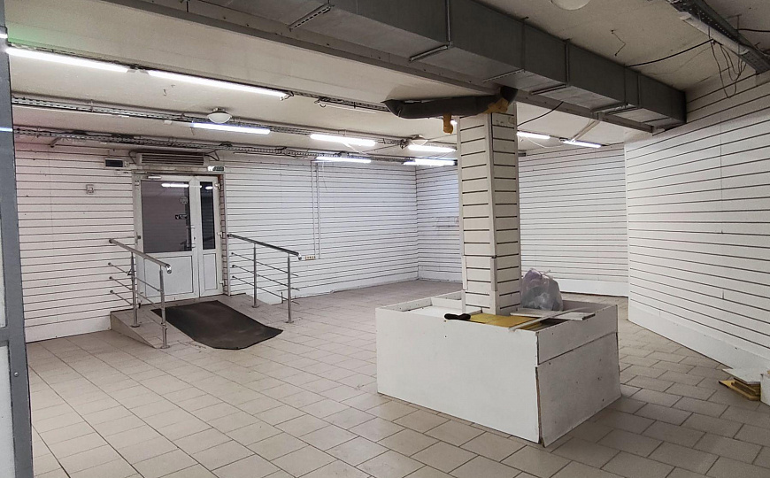 Сдам торговое помещение, 900 м² , цоколь, Балашиха фото