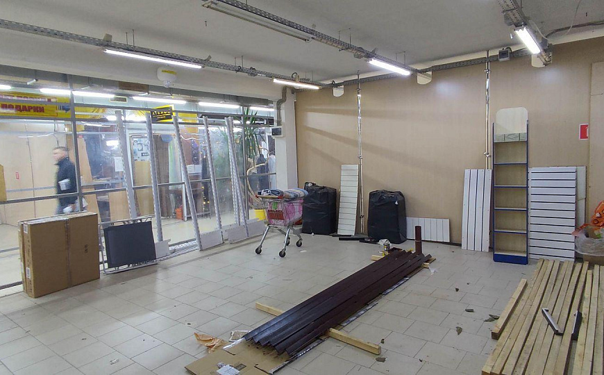 Сдам торговое помещение, 900 м² , цоколь, Балашиха фото