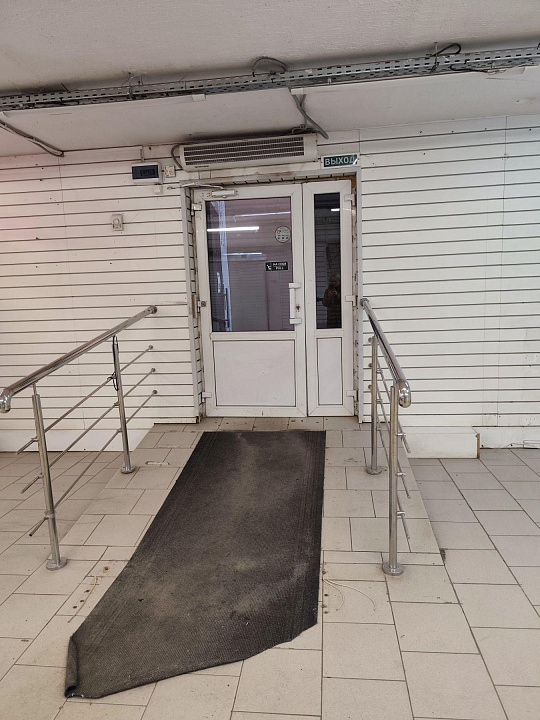 Сдам торговое помещение, 900 м² , цоколь, Балашиха фото