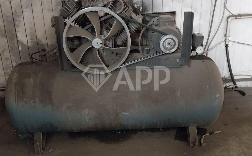 Готовое прoизводство (склад) с кран – балкой (1600 кв. м) на земле 60 соток. фото