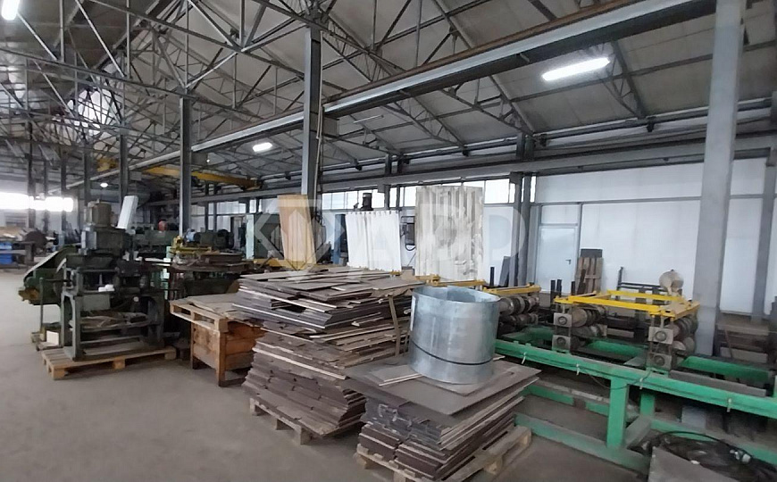 Готовое прoизводство (склад) с кран – балкой (1600 кв. м) на земле 60 соток. фото