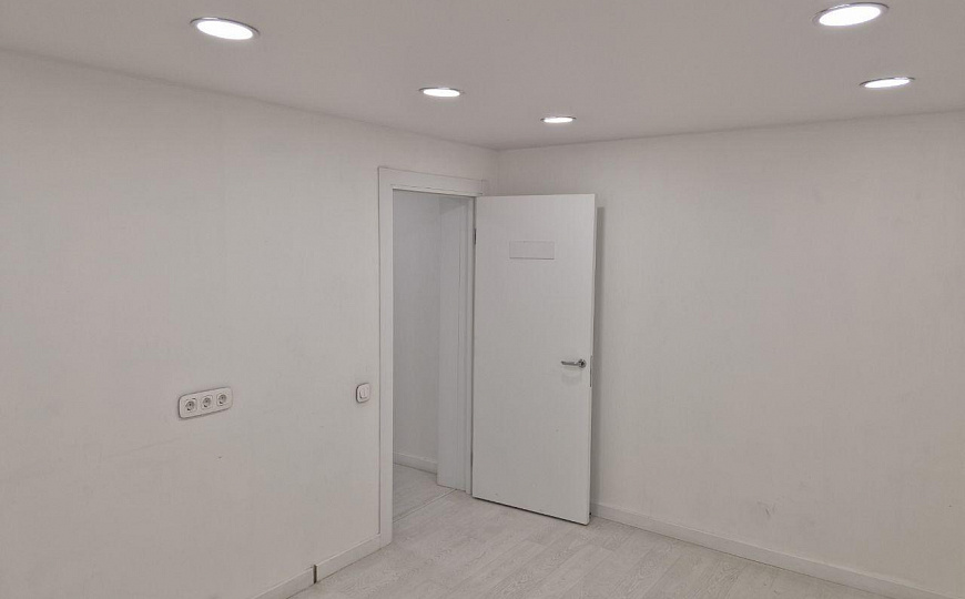 Офис 80м2  в центре фото