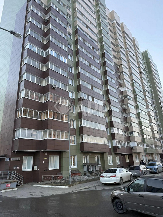 Сдаю 83 м² на трафике! фото