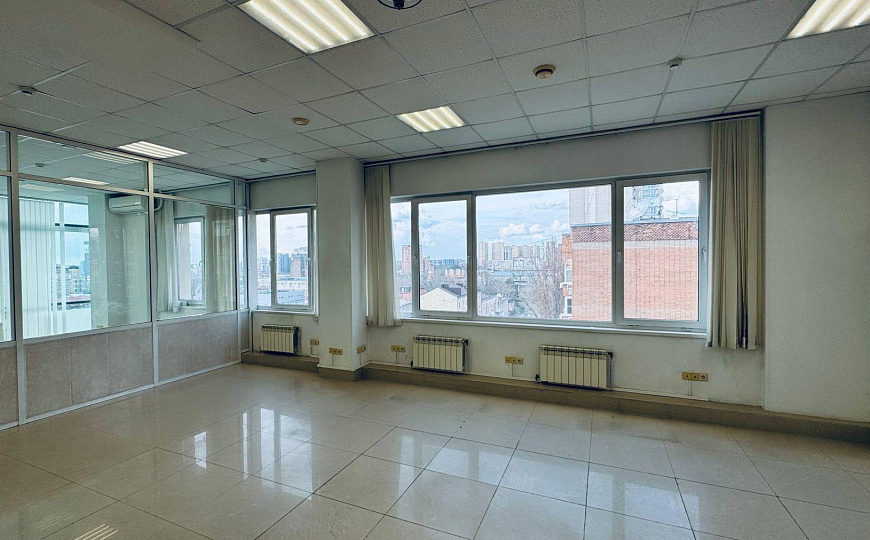 Самый центр! Вокруг есть все! 100/120/220м2 фото