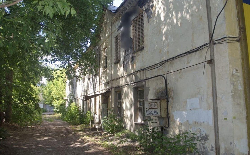 Продажа базы  988,6 м участком  фото